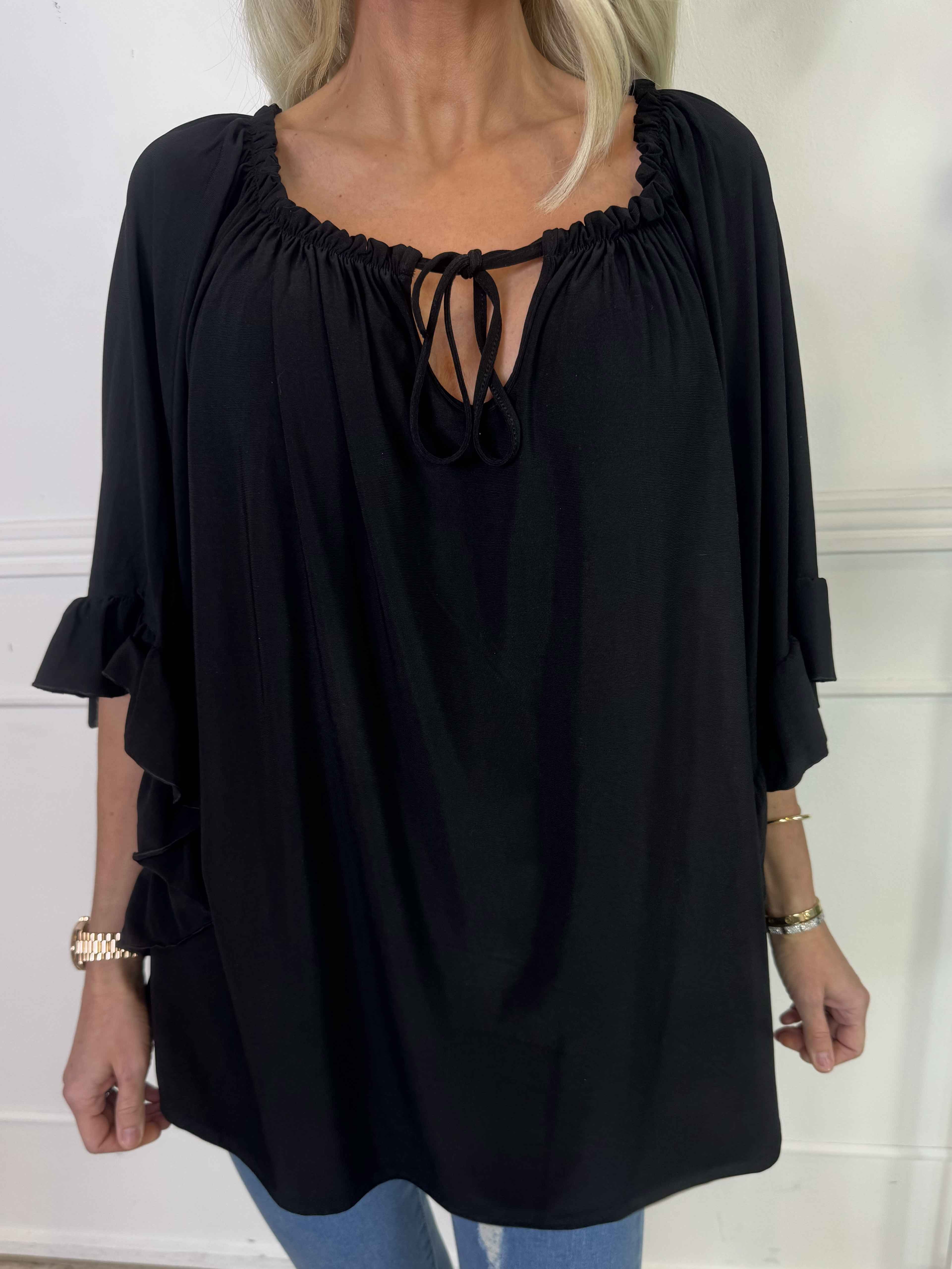 Anneli - Sød elastisk tunika med flæseærmer